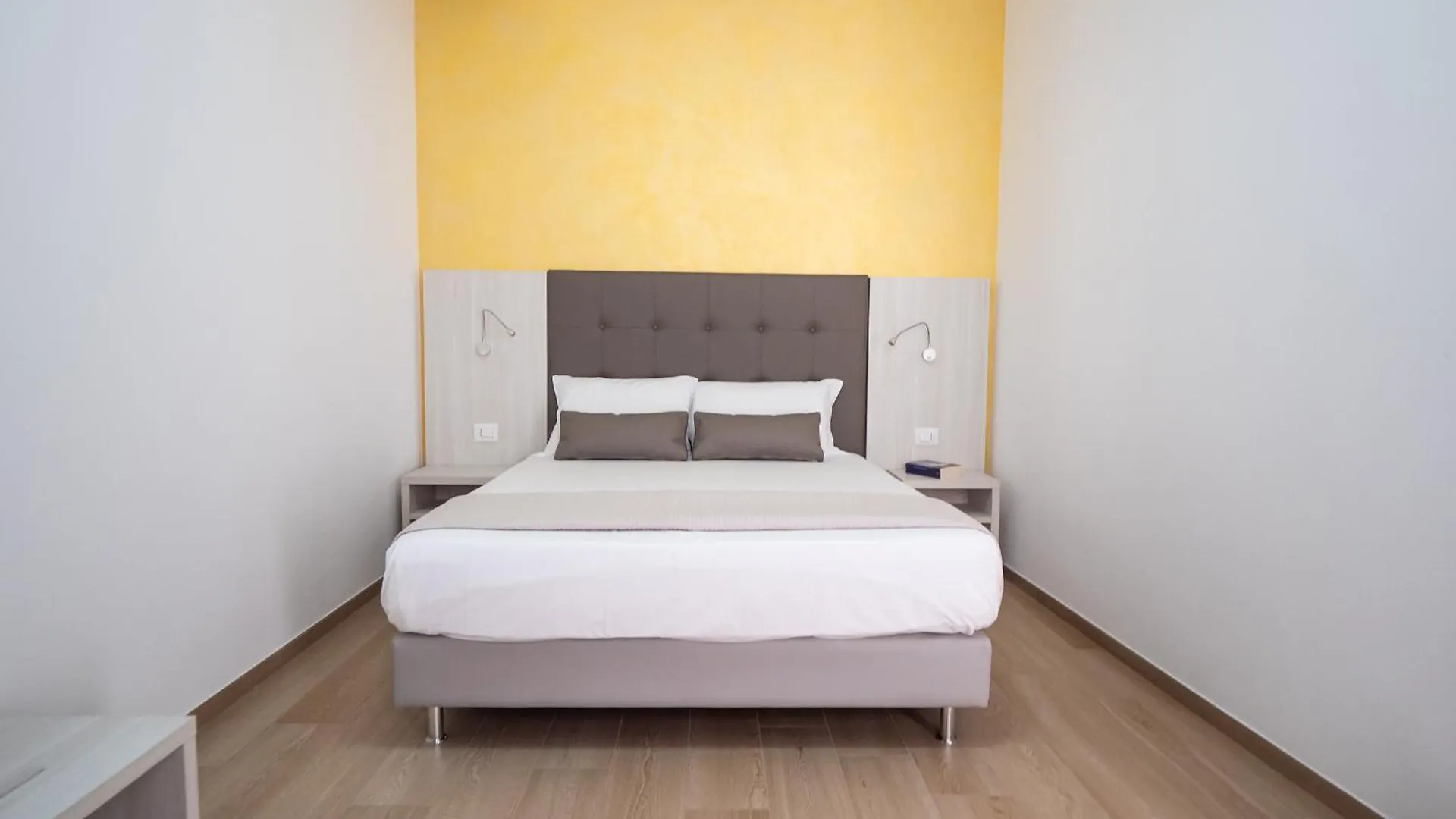 Guest house Corte Dei Limoni - Affittacamere - Living Sant'Antioco