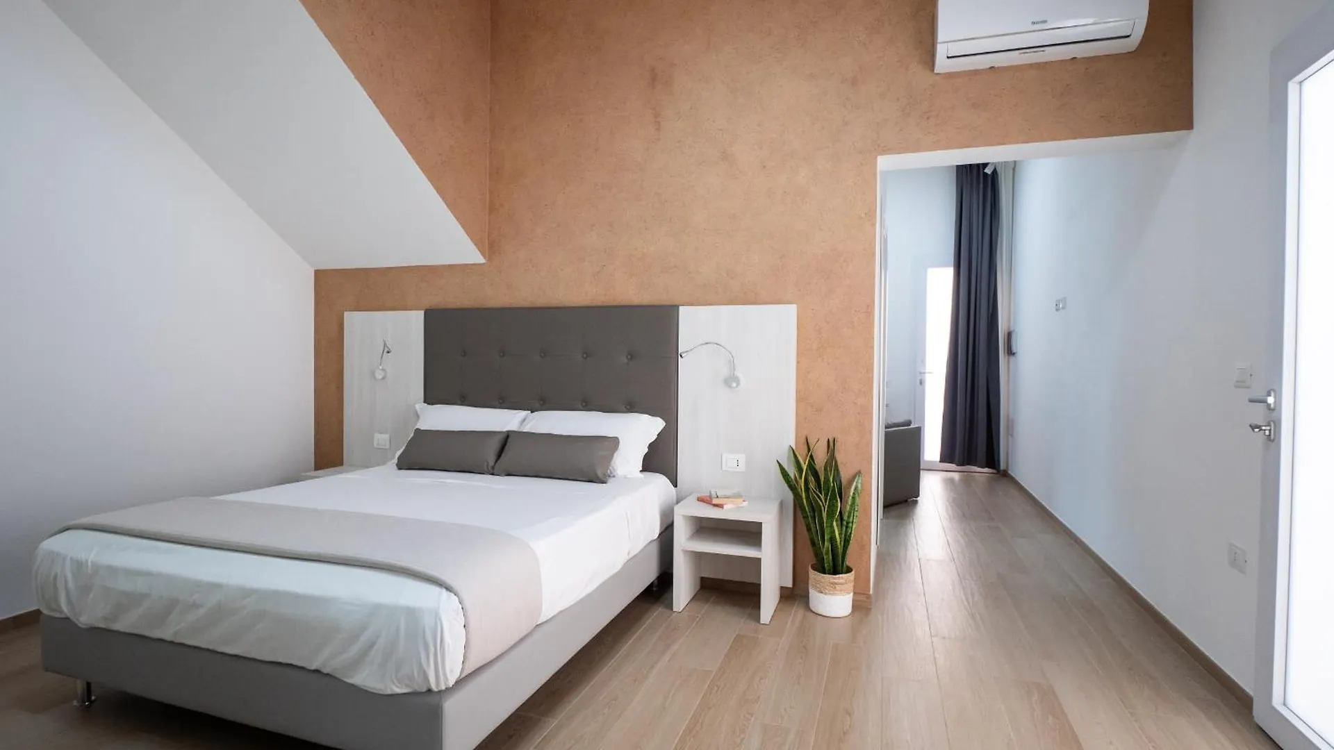 Corte Dei Limoni - Affittacamere - Living Sant'Antioco Guest house